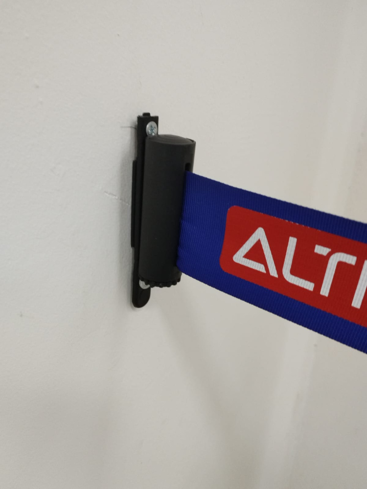 04_Кронштейн крепления ленты к стене