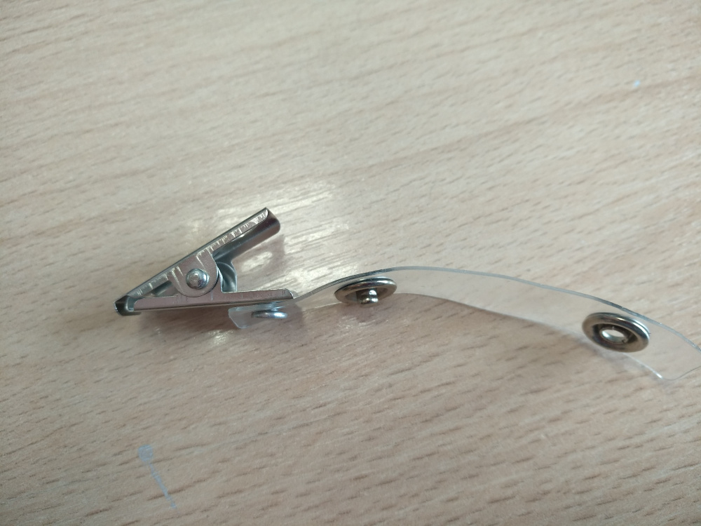 03_Зажим для бейджа с петлей Крокодил