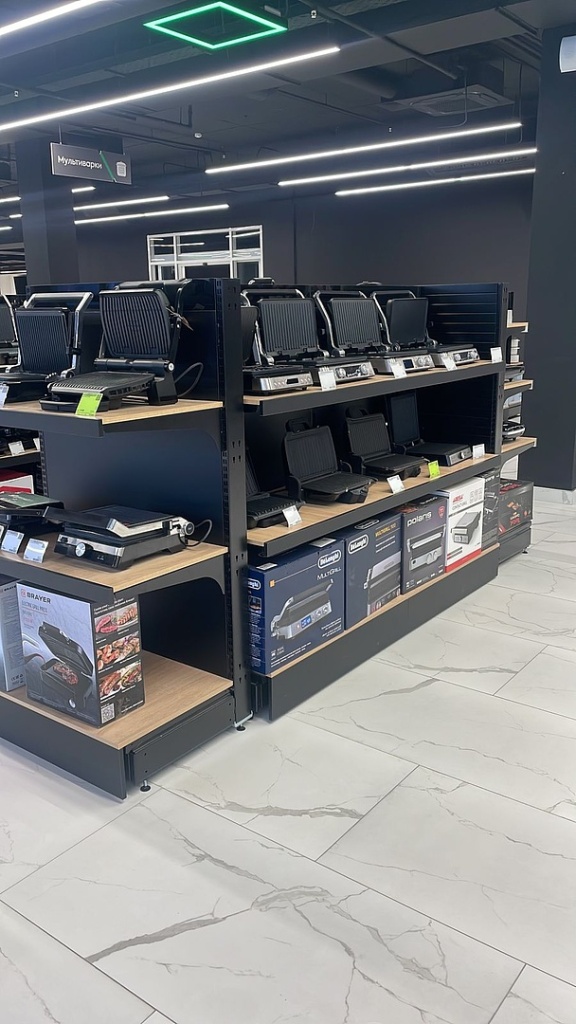 стеллажи черного цвета.jpg