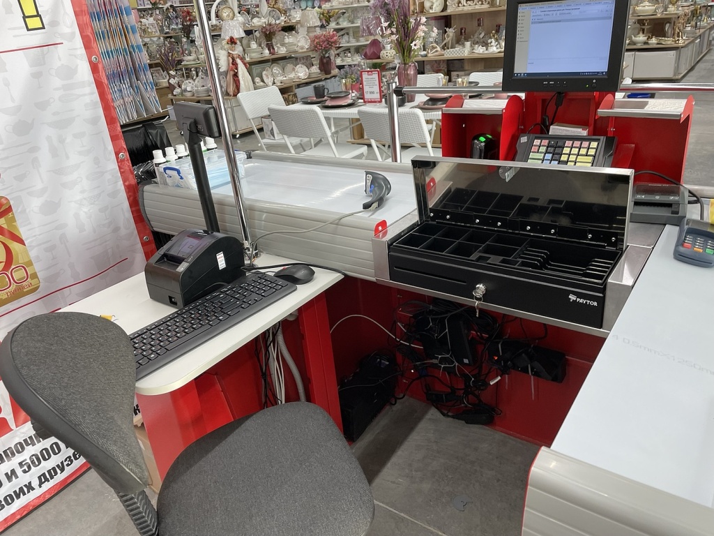 модкль кассира касса.jpg