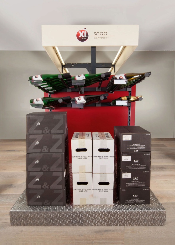 алкогольные стеллажи.jpg