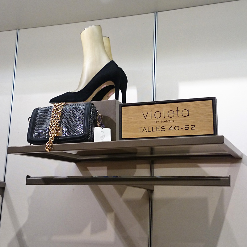 таблички в магазине.jpg