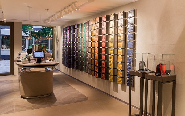 nespresso_Genf_Interior_Kapseln.jpg