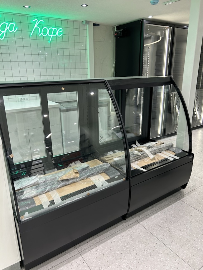 витрина кондитерская купить.jpg