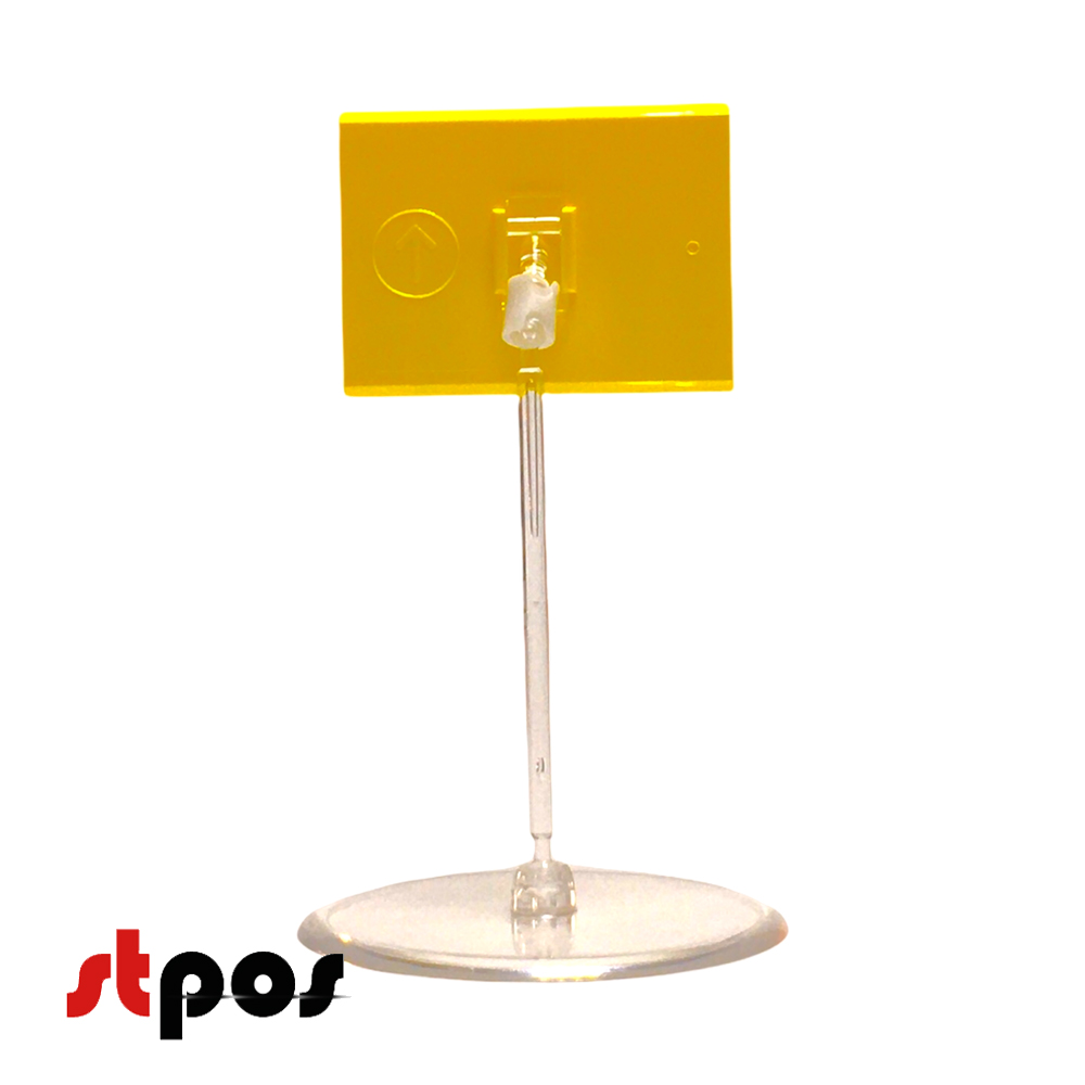 03 Кассета цен формата А8. Шрифт — Regular чёрный. Цвет блокнотов — белый, Цвет кассеты — жёлтый. Количество блокнотов для набора цены — 4 для целой чясти + 2 — для дробной части цены.
На фото держатель и кассета цен расположены вертикально. Ракурс съёмки