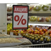 Оформляем магазин к Новому году: рамки, кассеты, меловые таблички 