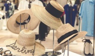 Как продавать соломенные шляпки?