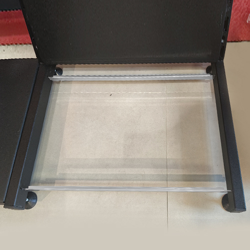 stpos1_Держатель нижней полки (1 шт L=1200 мм)  GLS LT-019-1C  Серый