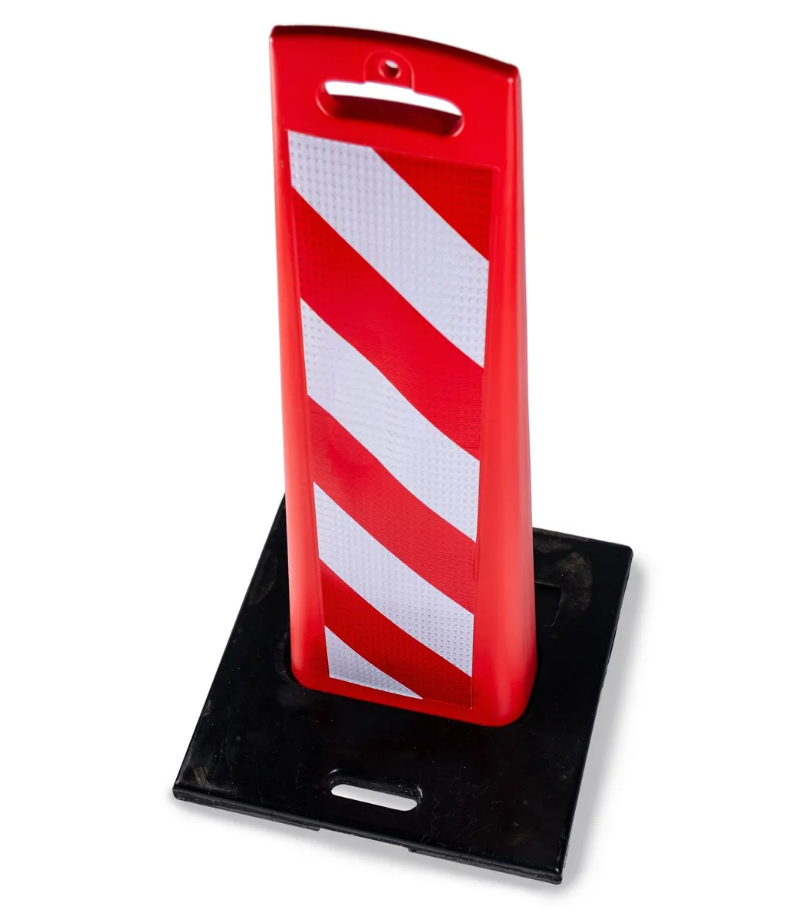 02_Сигнальный щит Солдатик из оранжевого пластика