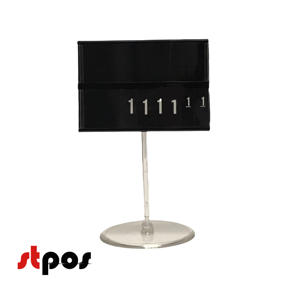 06 Кассета цен формата A7. Шрифт — белый Regular. Цвет блокнотов и кассеты — чёрный. Количество цифр целой части цены — 4. На фото держатель кассеты расположен вертикально. Ракурс съёмки — фронтальный.