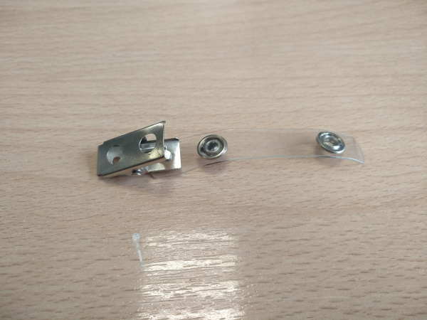 01_Зажим для бейджа с петлей Крокодил