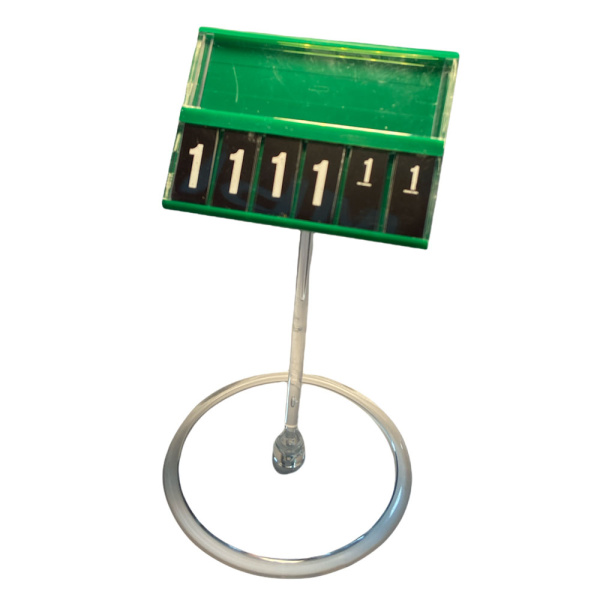 1_Кассета цен А8 ЗЕЛЕНАЯ regular на ПРОЗРАЧНОМ держ.100мм на больш.круг.подстав.PC-BASE-XL-CLIP-А8-1