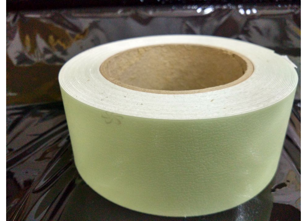 01_Фотолюминесцентная светонакопительна износостойкая лента по ГОСТ шириной 80 мм