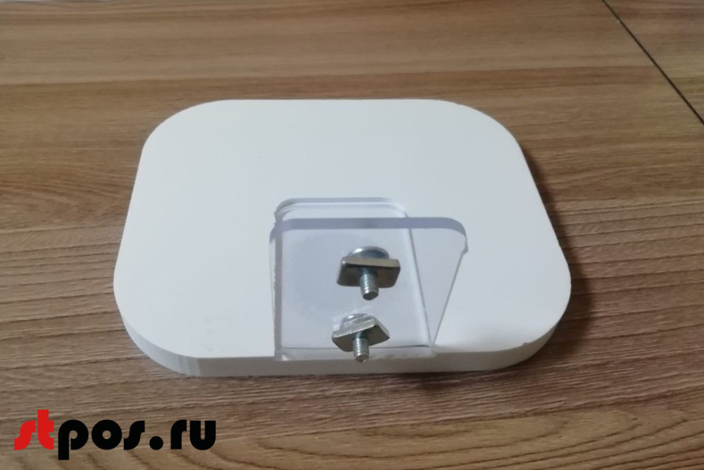 01_Лоток каплесборник ПВХ 110х130 мм (белый с крепежом) 