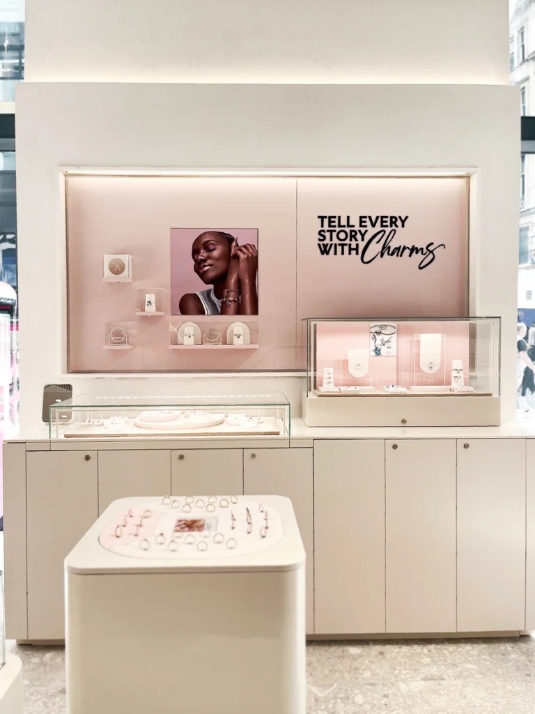 торговое оборудование под заказ.jpg