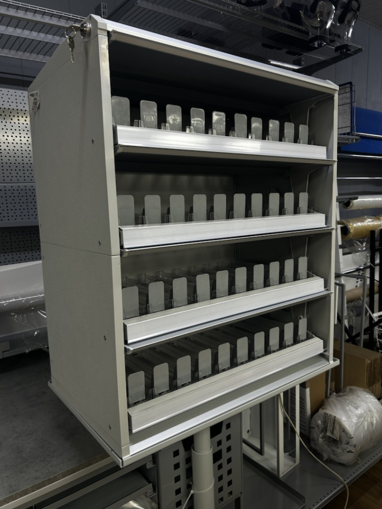 шкаф для сигарет.jpg