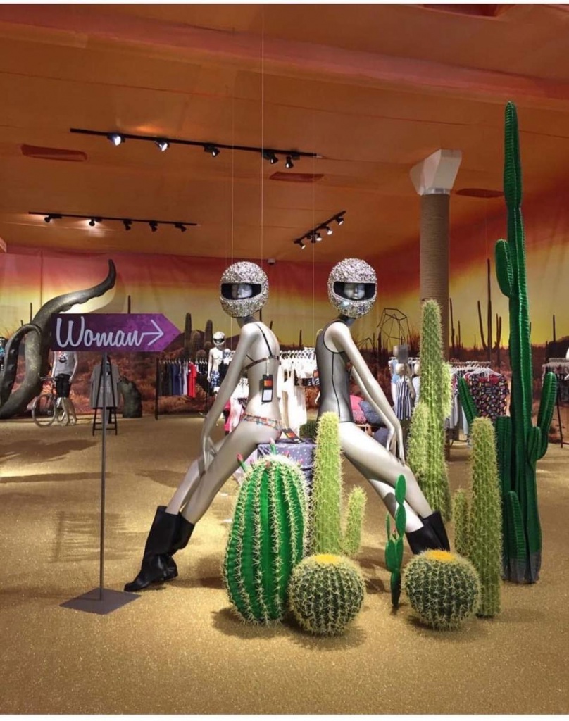event-display-summerfestival-cactus-desert-candys-international.jpg