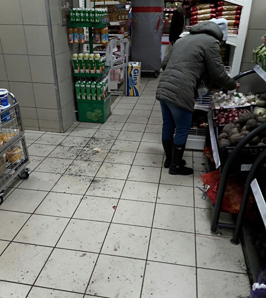 Грязный магазин.jpg Грязный магазин.jpg