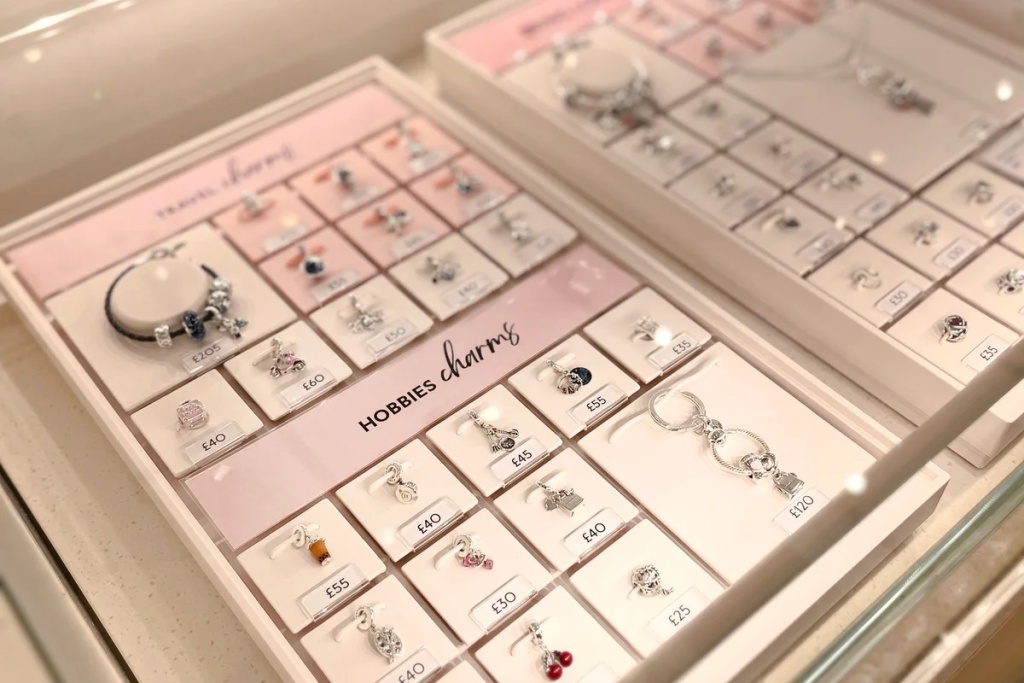 дизайн торговых пространств.jpg