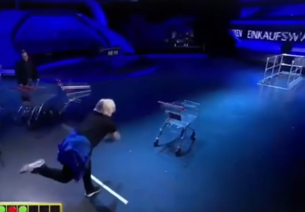 чемпионат по парковке тележек.jpg